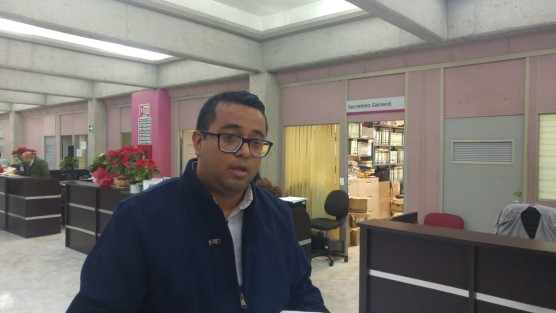 El abogado defensor del extitular de la SSP Arturo Bermúdez, Rafael Sánchez Cano, solicita a la Secretaría del Congreso, que la diputada María Josefina Gamboa se excuse de participar en el proceso que se sigue a Jorge Winckler, por tener interés personal en el caso al haber sido su abogado defensor en el atropellamiento y homicidio de una pesona. 