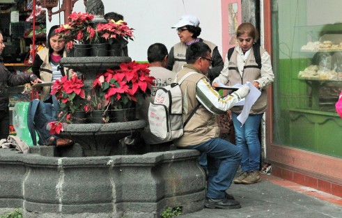 Dice AMLO que le apuren con el censo.