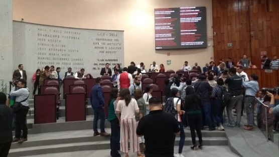 Ambiente previo al inicio de la Sesión Extraordinaria del Congreso de Veracruz.