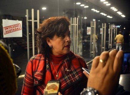 La diputada local por Xalapa, Rosalinda Galindo Silva, negó que existan presiones y amenazas en contra de los legisladores que han decidido no respaldar el dictamen mediante el cual se ha pretendido remover al fiscal general del Estado, Jorge Winckler Ortiz.