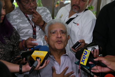 El abogado Jorge Reyes Peralta afirmó que su denuncia para solicitar juicio político contra el fiscal Jorge Winckler Ortiz, se encuentra legalmente sustentada para proceder al respecto. Sin embargo, lamentó que el proceso esté siendo utilizado por los legisladores para satisfacer intereses de grupo. 