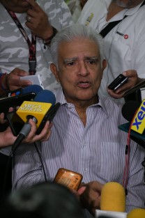 El abogado Jorge Reyes Peralta afirmó que su denuncia para solicitar juicio político contra el fiscal Jorge Winckler Ortiz, se encuentra legalmente sustentada para proceder al respecto. Sin embargo, lamentó que el proceso esté siendo utilizado por los legisladores para satisfacer intereses de grupo. 