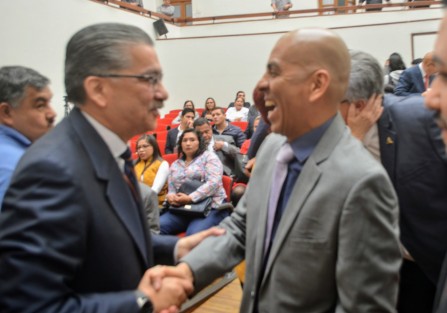 Durante el evento <em>Hacia una agenda ciudadana anticorrupción</em> se vio al encargao del ORFIS, Lorenzo Antonio Portilla Vázquez, y el Fiscal anticorrupción, Marcos Even Torres, muy contentos.  