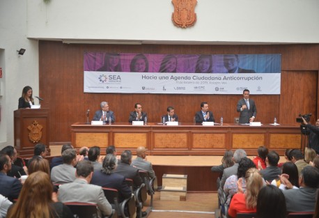 Coparmex Veracruz firmo unconvenio de colaboración con el Comité Coordinador del Sistema Estatal Anticorrupción para fortalecer la promoción y desarrollo de políticas y acciones en materia de rendición de cuentas, prevención y combate a la corrupción, de fomentar la cultura de la legalidad, ética ciudadana y conciencia social. 
