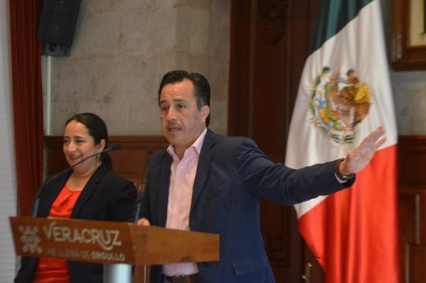El gobernador Cuitláhuac García, acompañado de la Secretaria de Turismo y Cultura, Xóchitl Arvizu, informaron que como resultado de la Feria Internacional de Turismo, llegarán nuevamente cruceros a las costas veracruzanas, a partir de 2020. También se buscará que Veracruz sea sede  de la Feria de Pueblos Mágicos. El Gobernador aclaró que el Gobierno Estatal apoyará en servicios y seguridad, no en efectivo, como lo estaba demandando el Comité, sin explicar en qué se aplicaría el recurso.  
