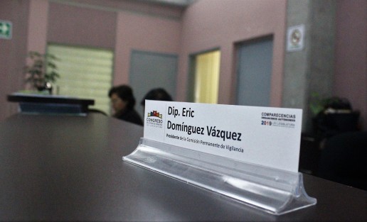 El diputado por MORENA, Eric Domínguez Vázquez, por fin reubica su oficina en el Palacio Legislativo, en el cubículo donde durante la legislatura pasada se ubicaba la del entonces líder de bancada del PAN.  