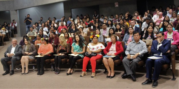 En el marco del Día de la Mujer Mexicana y del Año Internacional de la Lengua Indígena, se llevó a cabo en el Congreso del Estado, el conversatorio <em>Mujeres Mexicanas Indígenas: Pilares del Patrimonio Cultural de los Pueblos Originarios</em>, con la presencia de diputadas de las diversas bancadas.  