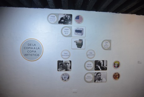 En la Galería Ramón Alba de la Canal se encuentra <em>Electrografía líquida</em> exposición del artista Víctor Mora.  