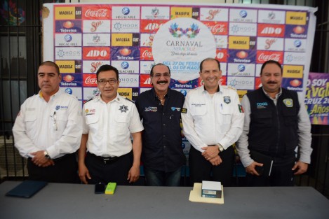 El comité del carnaval de Veracruz, en coordinación  con tránsito municipal y estatal, acordaron que no habrá  operativo de alcoholímetro, pues no se puede sacar esos días porque  todo el personal va a estar desplegado para apoyo del evento, pero si detectan a algún conductor alcoholizado, sí será sancionado conforme al reglamento.

Durante los días de Carnaval, se ha solicitado a Transporte Público la ampliación del horario de los camiones del transporte urbano, dijo el presidente del comité organizador, Luis Antonio Pérez Fraga