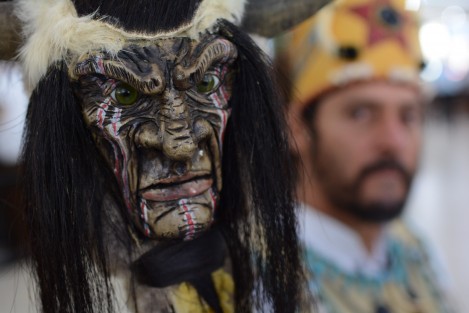 El Brujo Mayor comentó que efectivamente, algunos miembros del partido de Morena han ido a realizarse estas limpias en el municipio de Catemaco durante los últimos meses, a los cuales les ha auspiciado <em>buenas vibras</em>.