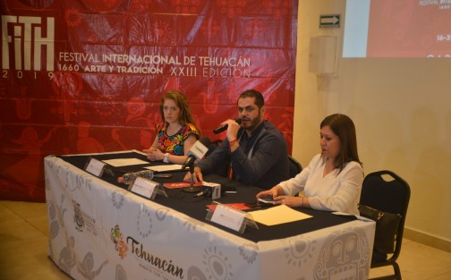 Autoridades municipales de Tehuacán, Puebla encabezadas por su alcalde  Felipe de Jesús Patjane Martínez, en rueda prensa invitaron a los xalpeños a asistir al Festival Internacional de Tehuacán 1660 arte y cultura, a celebrarse del 16-31 de marzo.