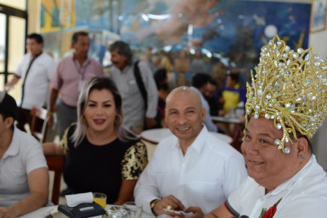 La comunidad LGBT invitó a la población en general a asistir a la coronación de la corte real de los de orientación sexual  lésbico gay bisexual y transexual, que se realizará el 23 de febrero en el Teatro de la Reforma a las ocho de la noche, con entrada gratuita. 