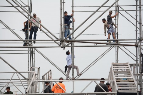 Desde las primeras horas de este día empezaron a instalar el escenario donde se efectuarán todos los conciertos masivos del carnaval de Veracruz 2019, a escasos 6 días de que este empiece.    