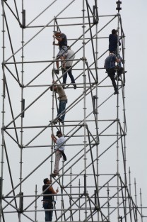Desde las primeras horas de este día empezaron a instalar el escenario donde se efectuarán todos los conciertos masivos del carnaval de Veracruz 2019, a escasos 6 días de que este empiece  