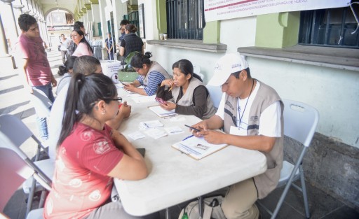 Ya fue colocado nuevamente el módulo de registro para los distintos programas federales de ayuda, los encuestadores dicen que estarán hasta el fin de mes para los interesados. 