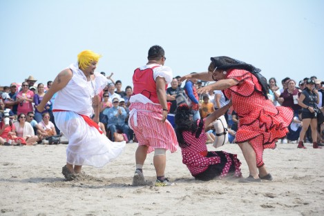 En esta, su edición número 35, desarrollado en Playa Martí de la ciudad de Veracruz, donde se dieron cita cientos de personas aún con las fuertes rachas de viento. 
