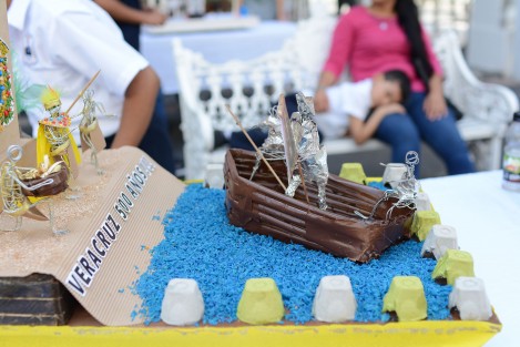 Escolapios de diversos niveles escolares de Veracruz, participaron en un concurso de maquetas de carros alegóricos, cuyo tema girara en el 500 aniversario de la fundación de Veracruz.