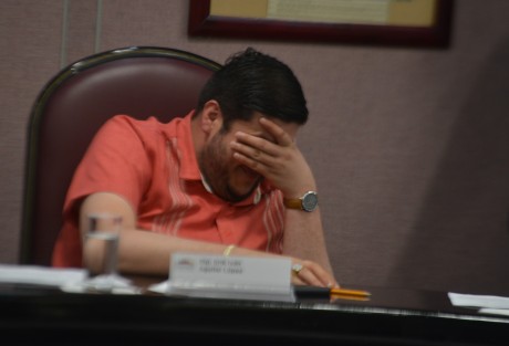 Renuncia Iván al PT. 