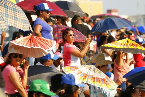 Se llevó a cabo el segundo desfile del Carnaval de Veracruz 2019. Participaron comparsas, batucadas y carros alegóricos. 