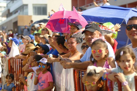 Se llevó a cabo el segundo desfile del Carnaval de Veracruz 2019. Participaron comparsas, batucadas y carros alegóricos. 