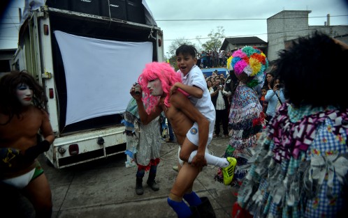 Como cada año gracias a la buena organización  de los habitantes y sin el apoyo de ninguna autoridad municipal o de gobierno, se realizó el carnaval afromestizo de la comunidad de Coyolillo.  