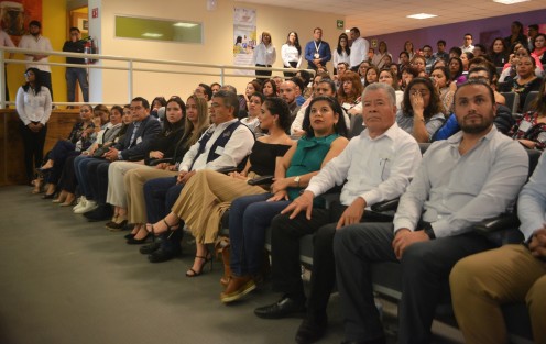 Autoridades del municipio de Teocelo participaron en el primer foro nacional Enfermedades Raras más Visibles que Nunca, el cual se llevó en el CRISVER dirigido por Emilio Martínez Cruz y fue organizado por la Fundación Genes Latinoamérica; destacó la presencia de la directora del DIF Estatal Veracruz , Verónica Aguilera Tapia, y Mara Chama, presidenta del DIF municipal.Rigoberto Suárez