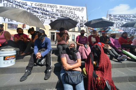 Miles en Plaza Lerdo. 