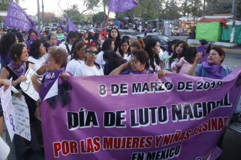 En la ciudad de Veracruz, diversos colectivos marcharon para conmemorar el Día Internacional de la Mujer. El evento se llevó a cabo sobre la avenida Independencia. 