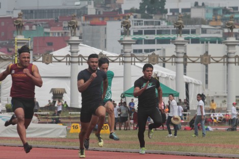 Con competencias de pista y campo en el Estadio Xalapeño Heriberto Jara Corona, iniciaron las actividades de la Olimpiada Estatal Juvenil 2019, en la que participarán más de 3,500 deportistas. 