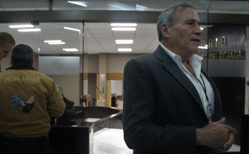 En el auditorio del Congreso del Estado se llevó a cabo una asamblea de galleros, quienes buscan nuevamente sea permitida esta actividad en Veracruz, ya que la legislatura anterior la dejó en el Limbo, al no ser publicada en la Gaceta. Los diputados no estuvieron presentes.