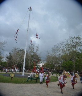 Voladores.  