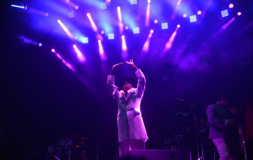 Segundo día de la Cumbre Tajín culminó con el rap totonaco de Juan Sant, la anarcocumbias de Amandititita, los ensambles de los grupos xalapeños Los Sonex y Los Aguas Aguas, y el legendario rock urbano y de protesta de La Maldita Vecindad y Los Hijos del Quinto Patio.  