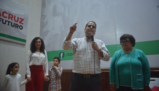 Desde la 10 de la mañana de este domingo inició el registro de aspirantes a la dirigencia estatal del PRI; la mesa estuvo encabezada  por Carlos Brito Gómez, entre otras personalidades.  