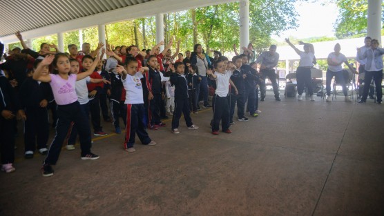  En este  primer evento de Activación Física Escolar <em>ACTÍVATE 2019</em> participaron  alrededor de 400 asistentes aproximadamente; el evento se realizó en el Recinto Ferial de Banderilla.
