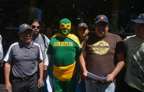 Antes de iniciar su tradicional viacrucis a Laguna Verde, el Ecologista Universal partirá a la Ciudad de México a pedir al presidente, Andrés Manuel López Obrador, que cierre de manera definitiva esta planta nuclear. 
