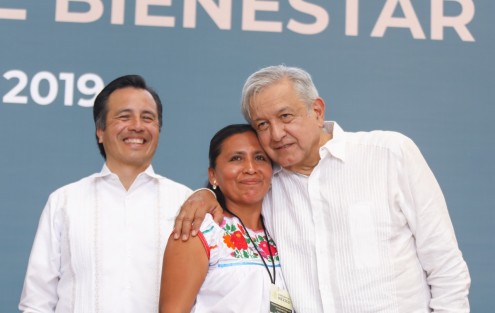 López Obrador dijo que no se peleará con el presidente de Estados Unidos, Donald Trump <em>Yo quiero aprovechar aquí, en Poza Rica, para dejar de manifiesto que no nos vamos a pelear con el gobierno de Estados Unidos, no nos vamos a pelear, amor y paz</em>. 