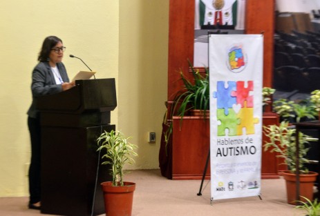 En el auditorio Sebastián Lerdo de Tejada de la Legislatura, se llevó a cabo una serie de conferencias en el marco del “<em>Día mundial para la concientización del autismo</em>.  