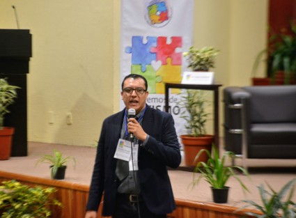 Estudiantes, docentes en el área y padres de familia,  participaron con la finalidad de buscar que quienes padecen el trastorno puedan tener una vida funcional e independiente.Estudiantes, docentes en el área y padres de familia,  participaron con la finalidad de buscar que quienes presentan el trastorno puedan tener una vida funcional e independiente. 