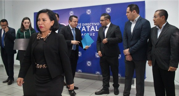 En el tema de seguridad, Mancha Alarcón dijo que el secretario de seguridad debería explicar su estrategia, si es que tiene alguna. 
