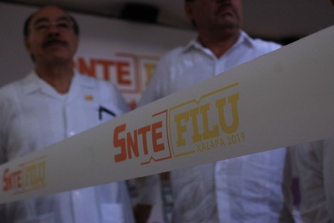  Por vez primera el magisterio afiliado al SNTE participa en la FILU-UV, a través del Fondo Editorial del Magisterio. En el stand y el Ágora instalados por este fondo, el magisterio presentará su oferta editorial durante la FILU 2019. 