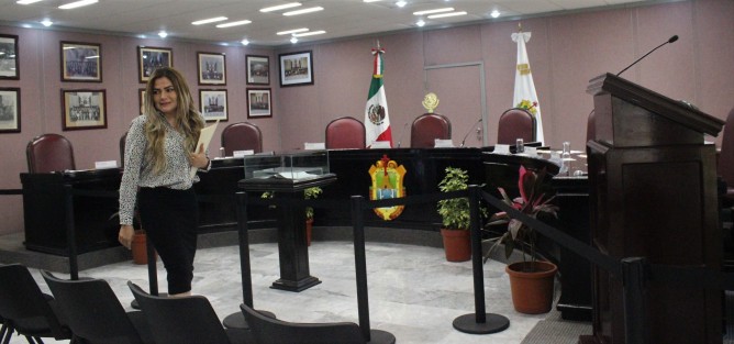 La diputada María Josefina Gamboa Torales presentó un Anteproyecto de Punto de Acuerdo en el que propone, se solicite la comparecencia de los Secretarios de Gobierno y de Seguridad Pública; así como del Fiscal General del Estado. 
