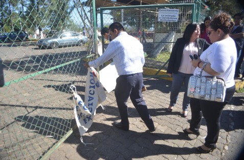 Posteriormente trasladaron su protesta al centro de la capital, marchando por Av. Lázaro Cárdenas. 