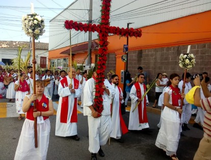 Procesión de las Palmas en Papantla, Ver..