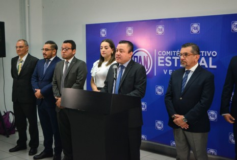 En el caso de la dirigencia de su partido, Jesús Mancha dijo que no tiene fecha para a llevarse a cabo la nueva elección, y quien diga lo contrario cae en la ilegalidad.