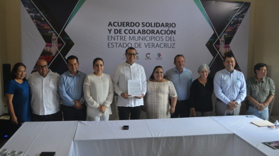 Primer Acuerdo solidario y de colaboración entre municipios del Estado de Veracruz, donde el Ayuntamiento de Coatepec fue  sede para recibir a los alcaldes de: Misantla, Totutla, Teocelo, Ixhuacan del Café, Tlanehuayocan, Paso de Ovejas, Soledad de Doblado, Landero y Coss, Acajete, Ursulo Galván, La Antigua, Puente Nacional, Teocelo entre otros municipios. 

