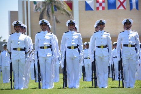Hace 105 años, jóvenes cadetes como los que hoy toman juramento de bandera, defendieron el Puerto de Veracruz de la invasión norteamericana. 