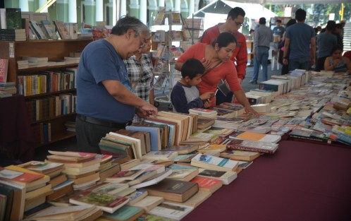 Desde del día de hoy, y hasta el 29 de abril, en la plaza Lerdo de esta capital se encuentra la Expo Feria Xalapeña del Libro.  