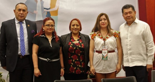 Participaron en la inauguración de la Semana de Seguridad Social 2019, la titular del IPE, Daniela Griego; la Secretaria  del Trabajo, Previsión Social y Productividad, Guadalupe Argüelles Lozano; el Presidente de la  (JUCOPO), Juan Javier Gómez Cazarín; así como la Presidenta de la Comisión Permanente del Trabajo y Previsión Social, Adriana Esther Martínez Sánchez, entre otros.  
