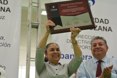 En el marco de los 59 aniversario de la facultad de Educación Física, en manos de Sara Ladrón de Guevara, rectora de la Universidad Veracruzana, reciben la acreditación internacional por parte del organismo de Generación  de Recursos  para la Acreditación de las Naciones de América (GRANA), la cual se suma a las 3 que otras facultades de la misma universidad ya cuentan.  