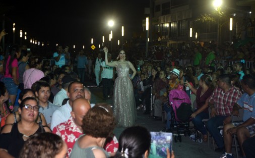 Con la quema del Fiscal Winckler como el Mal Humor, inició el Carnaval de la Feria de la Pesca en Alvarado, con miles de asistentes que disfrutaron de la música, los fuegos pirotécnicos y la presentación del comediante Johnny Cantarell, en el escenario instalado en el bulevar ribereño.